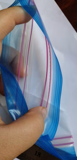 Double Zipper LDPE Clear Transparent Tight Zipper Bag /Ziplock Bag Zip Lock Bag with Color Red Line on Lip Color Zipper Zip Lock Bag